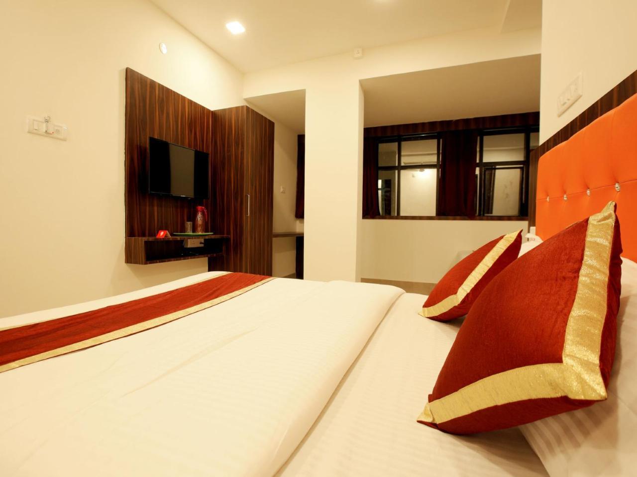 Hotel Ak International Ullāl Dış mekan fotoğraf