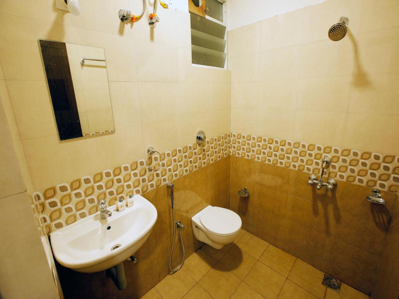 Hotel Ak International Ullāl Dış mekan fotoğraf